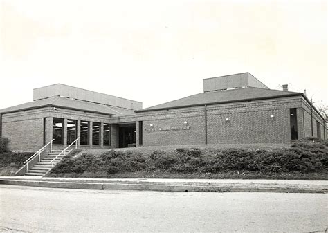 Library 1975 - Jessamine County Public Library
