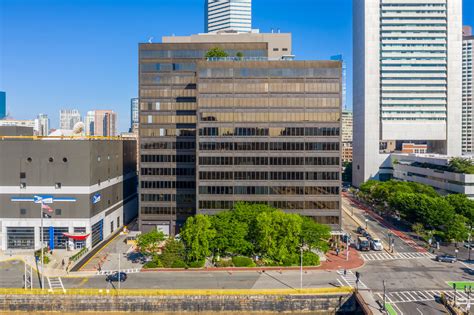 245 Summer St, Boston, MA 02210 - Fidelity Building | LoopNet