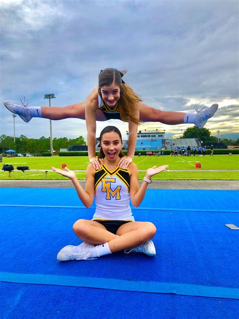 Cute Cheerleading Team Poses at Jerry Cook blog