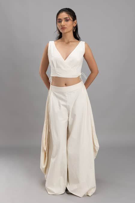 Buy White Organic Cotton Solid V Neck Wrap Crop Top For Women by Lavina ...