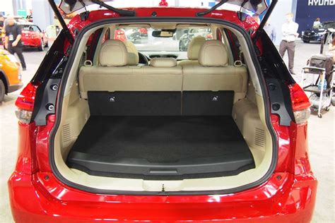 The 2017 Nissan Rogue Hybrid - The Much-Awaited Fuel-Stingy SUV With ...