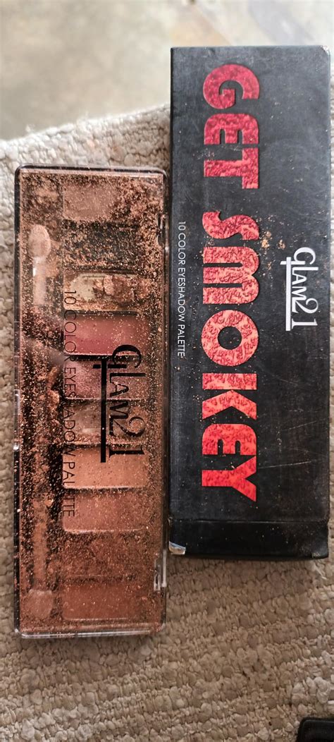 Buy Glam21 Shades of Trend Eyeshadow Palette | 10 Highly Pigmented ...
