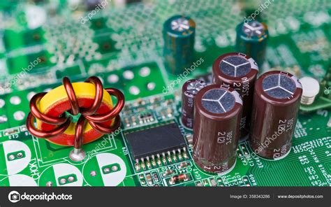 Resistors in Computer Science 的图像结果