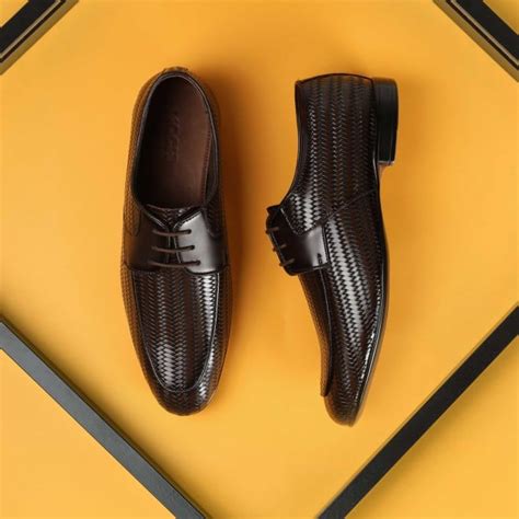 Buy Mochi Shoes For Men Online In India| Mochi Shoes