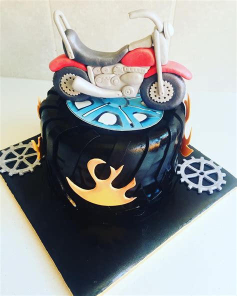 The Bike Cake Is the New Trend in the Wedding Scene Get One for Yourself!