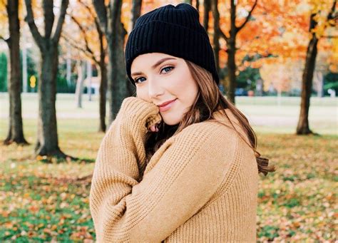 Eminem’s Daughter, Hailie Jade Mathers, Is Jaw-Dropping Gorgeous In ...