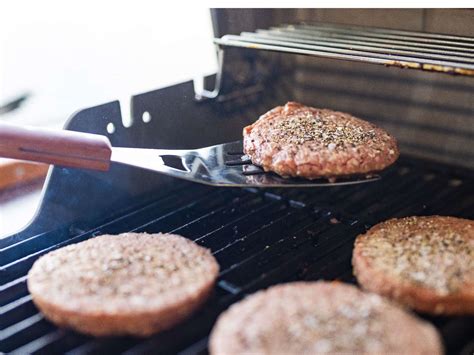 How To Cook Good Hamburgers On The Grill