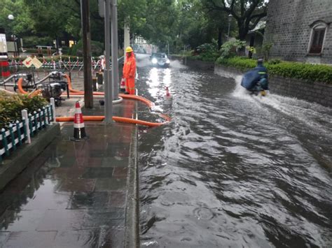 宁波发生集中强降水，积水道路今日全部抢通