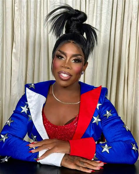 Monét X Change Biography: Height, Ethnicity, Age, Net Worth, Siblings, Parents, TV Shows, Awards ...