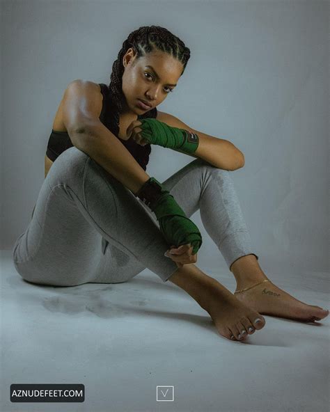 NADIA ADELAY Feet - AZNudeFeet