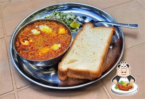 Menu at Jagdamb Misal, Pattan Kodoli