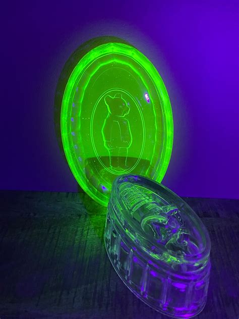 1930s Radiant Rupert Bear Uranium Glass Pudding Mold Collectible ...