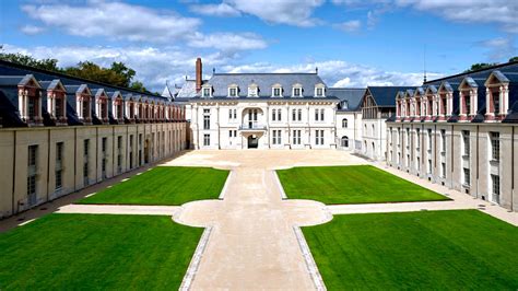 The Château de Villers-Cotterêts now hosts the International City of ...