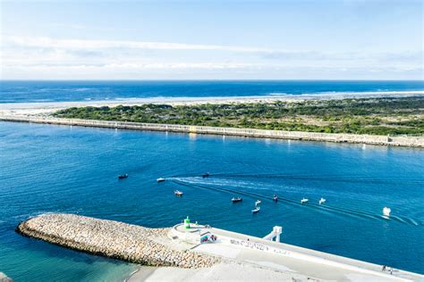 Pedestrian+Pier+In+Namdang,+South+Korea Photos, Download The BEST Free ...