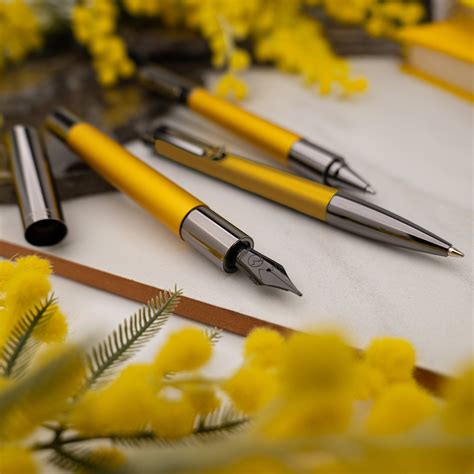 Buy Monteverde Ritma Mimosa Fountain Pen | Monteverde Pens | Makoba