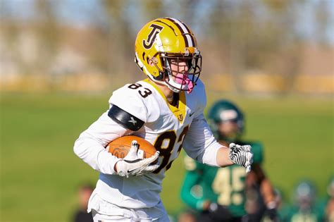 Thomas Jefferson football shuts out Aurora Central