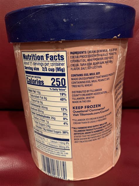 Tillamook Mudslide Ice Cream Review | The Off Brand Guy