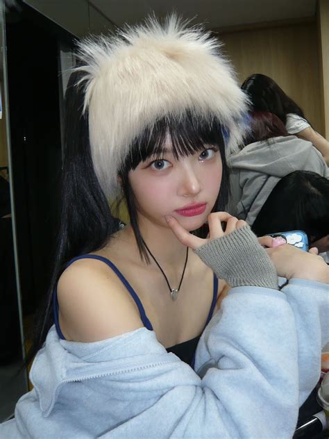 230407 IM_LESSERAFIM Twitter Update - Hong Eunchae (Photos from ...