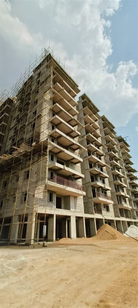 2&3 BHK Luxury Apartments in Bowrampet, Hyderabad | Vajra Builders