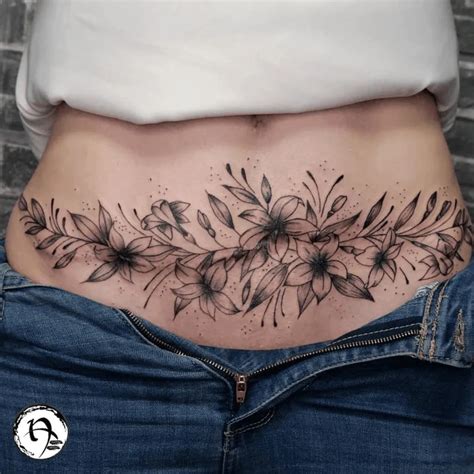 18 Gorgeous Tummy Tuck Tattoo Cover-Up Ideas
