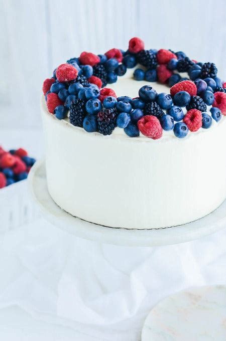 Vanilla Cakes – The Baking Culture