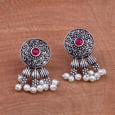 Red Stone Studded Elegant Oxidised Stud Earrings – StylishKudi