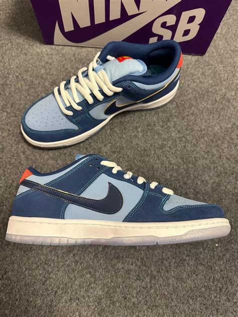 Why So Sad Dunk in Hand Pictures! : r/sneakerreps