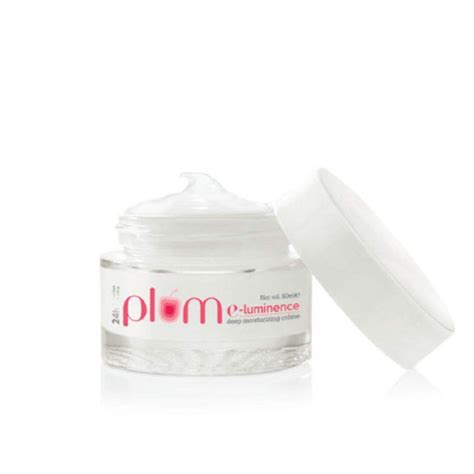 Our favourite made-in-India moisturisers for glowing and happy skin