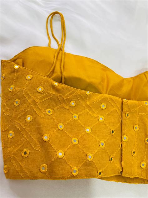 Beauty reflector georgette blouse