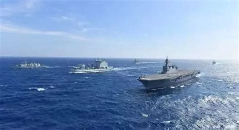 加军方确认：两艘加拿大军舰通过台湾海峡|军舰|海军_新浪新闻