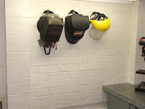 Machine House 的图像结果