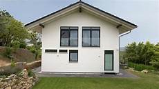 einfamilienhaus holzhaus der geschmackvolles einfamilienhaus einfamilienhaus haus einfamilienhaus holzhaus der geschmackvolles einfamilienhaus einfamilienhaus haus