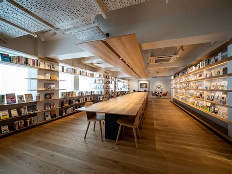 The Haruki Murakami Library: Tokyo’s New Haven for Literary Pilgrims ...