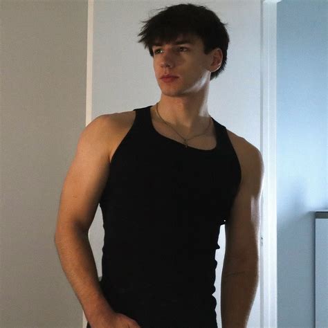 Matt Convard | 🎓Class of 2023🎓 photo creds: @view.sfromabove | Instagram