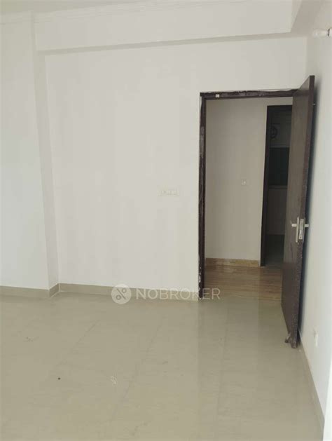 Property for rent in Sector 4 for Rs 22000 available Immediately -Inactive