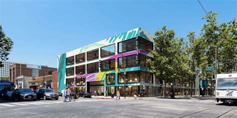 Storefront Building 的图像结果