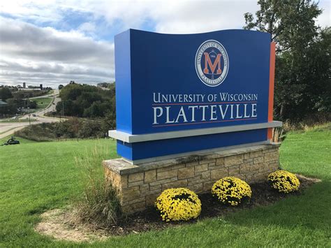 UW-Platteville deaths being investigated as murder-suicide - WPR