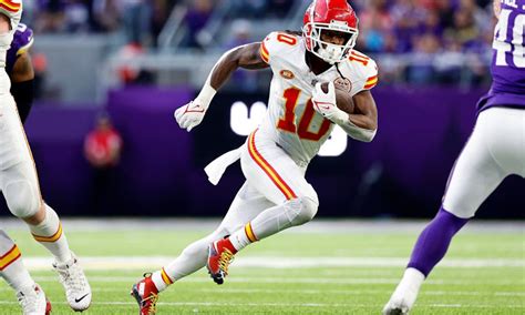 Super Bowl PROPS: Best Player Props and Parlays