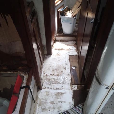 Hunter 37c in progress. : r/sailing