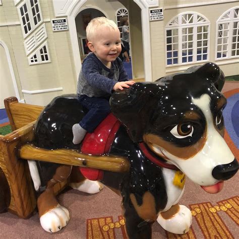 Unbiased Review of Mountain Play Lodge near Asheville