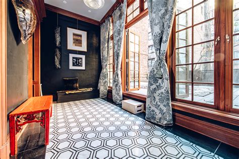 Mansion at Ideal Glass Studios — Ideal Glass Studios