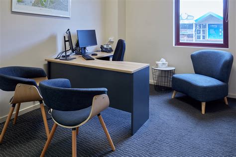 Interview Room Layout 的图像结果