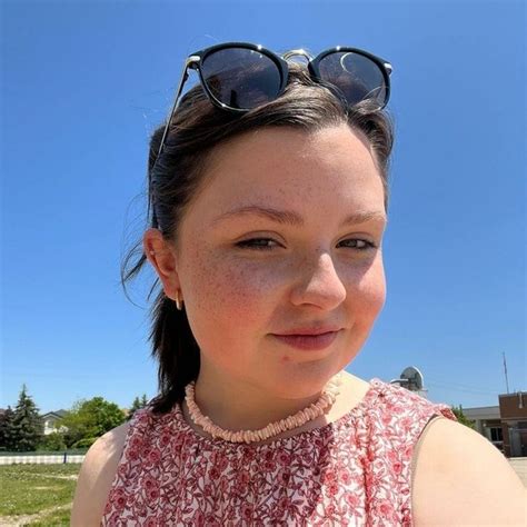 Evangeline - English teacher - ₹1314/h