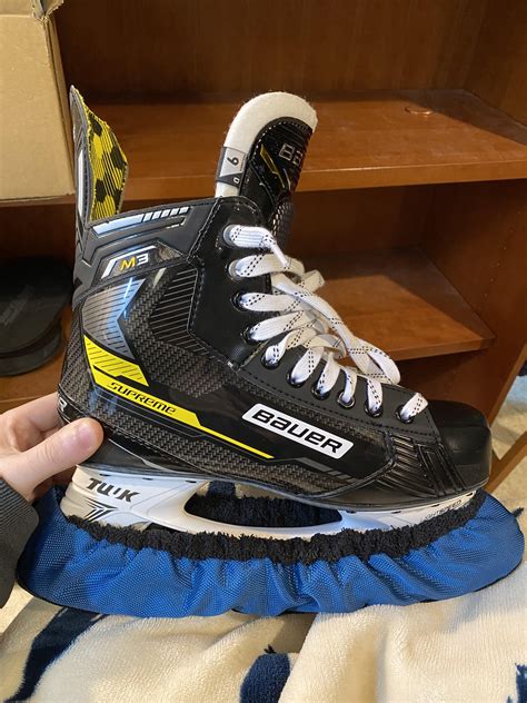 Out with the old, in with the new : r/hockeyplayers