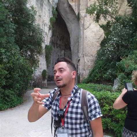 PAOLO - TOURIST GUIDE SICILY (SIRACUSA, PANTALICA, CATANIA, VENDICARI ...