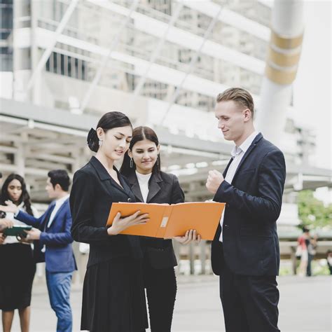 How to Choose the Right Enterprise Networking Partner - Brilyant