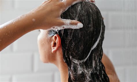 Is It Bad To Use Shampoo Everyday