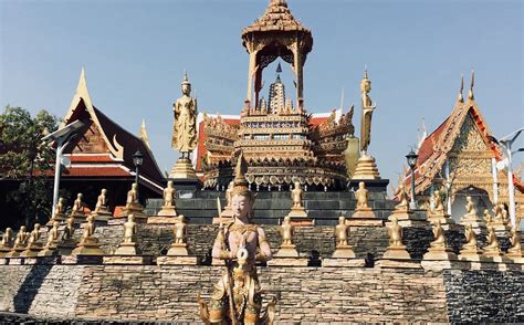 GLORILLA AMPHAWA RIVERSIDE - B&B Reviews, Photos, Rate Comparison ...