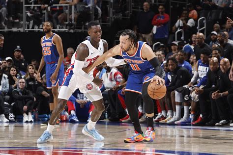 NBA Ref Explains Lack of Call on Jalen Brunson in Controversial End to ...