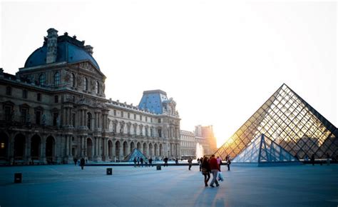 去法国留学，一年要花多少钱？20万够吗？ - 知乎
